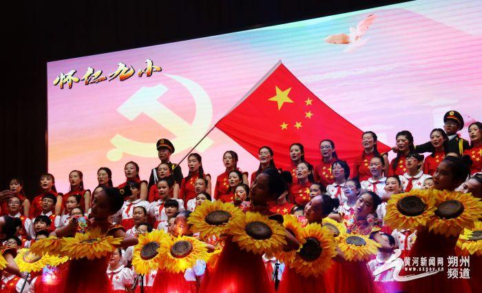 春运首日现场直击：“回家就是最好的礼物！”